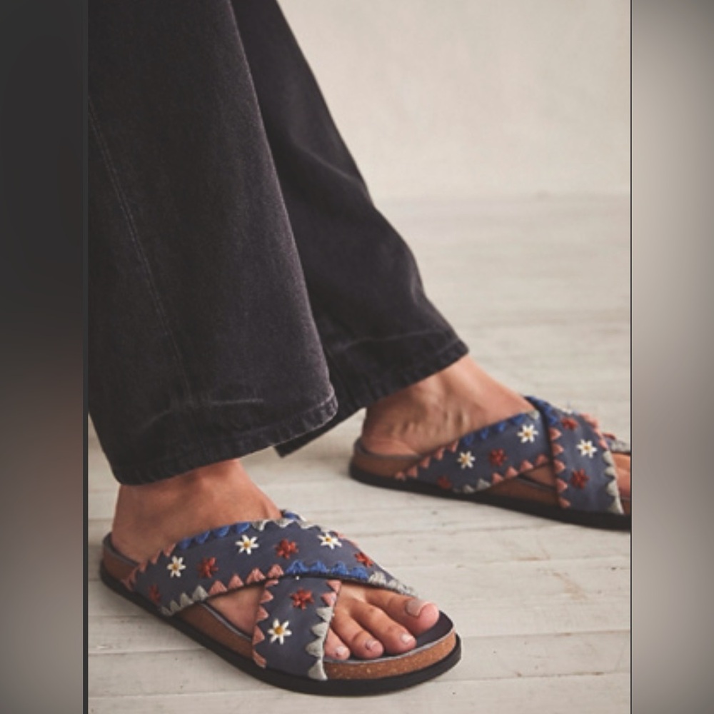 Free People Wildflower’s Blue Embroidered Slide Sandal 37 1/2 or US 7 1/2